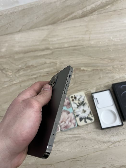 Iphone 12 pro 256 Ідеальний стан Акб 100% Гарнтія