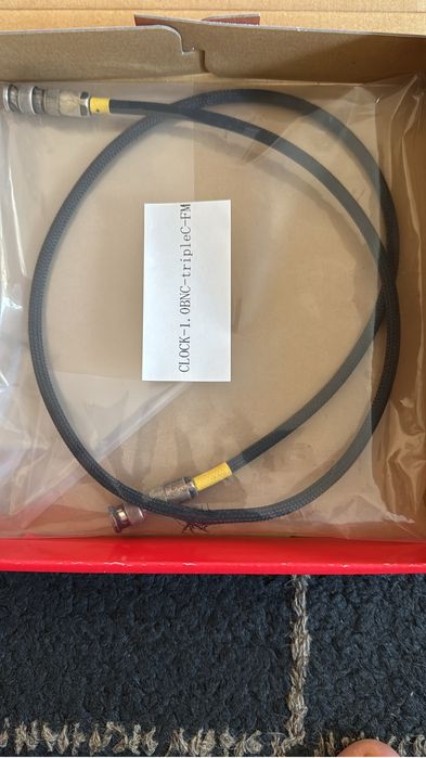 Цифровой коаксиальный BNC кабель ACROLINK/Mitsubishi/Acoustic Revive