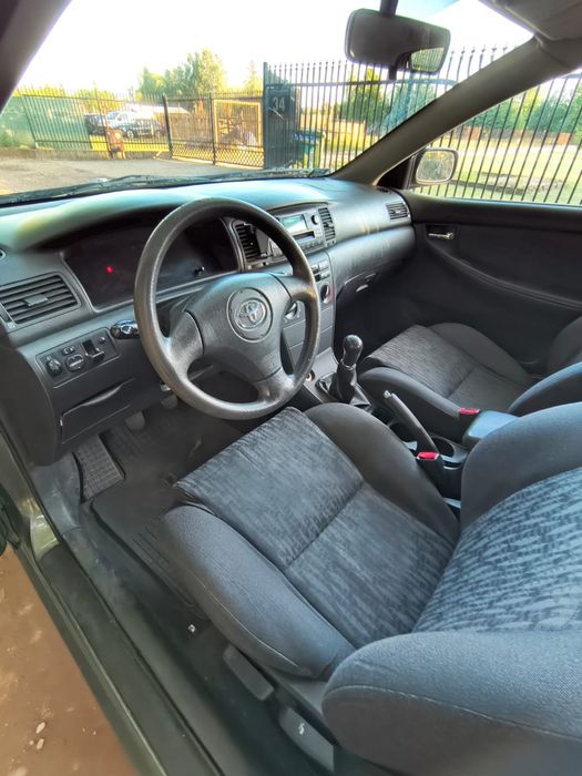 Toyota Corolla E12