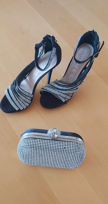 Sandálias + Pochete