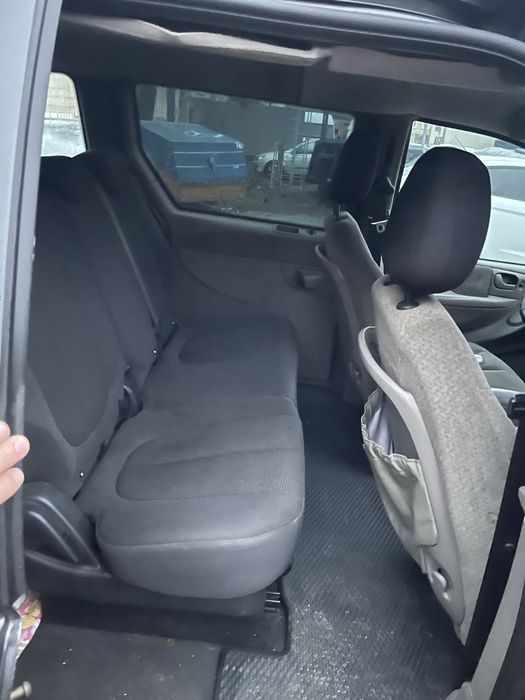 Крайслер Ram van автомат додж вояжер