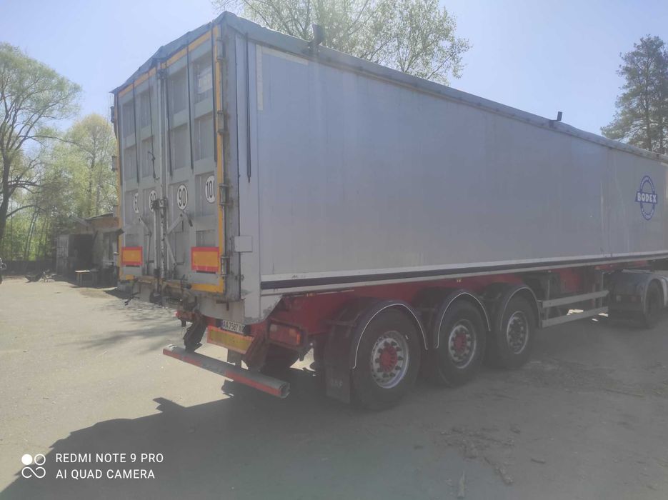 Напівпричіп Бодекс самосвал зерновоз