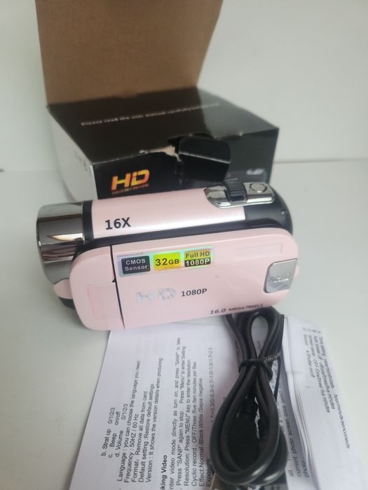Kamera  cyfrowa HD różowa