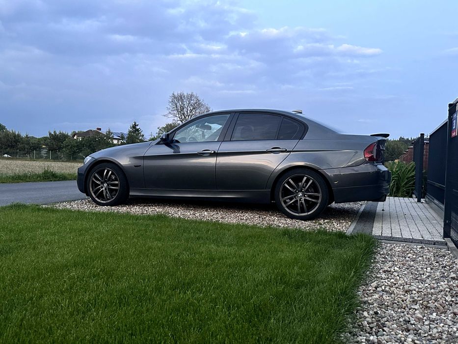 BMW Seria 3 E90 320I