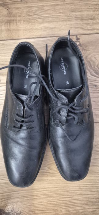 Buty garniturowe 36