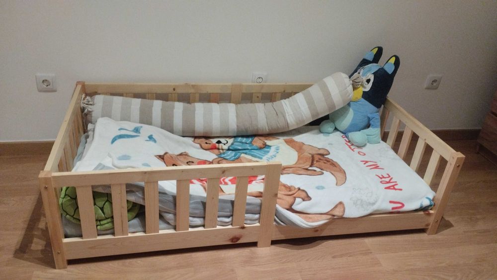 Cama de Criança em Madeira