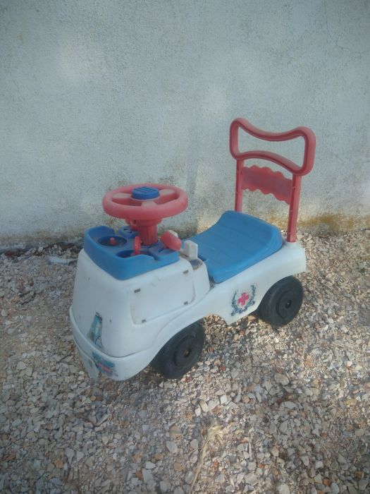 Bicicleta e carrinho