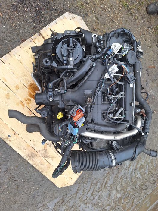 Citroen C5 x7 C4 Peugeot 508 2.0 HDi 10DYXH silnik kompletny 138ps