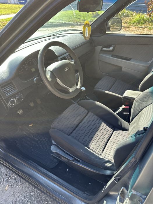 Lada 217130 Priora
