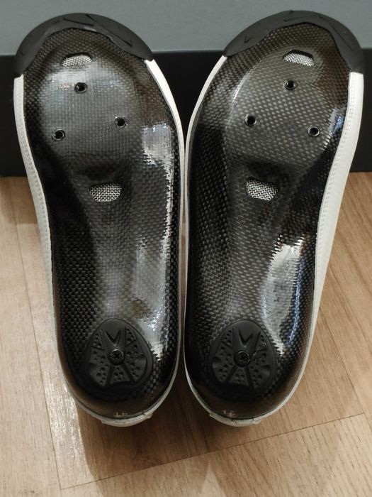 Sapatos de Ciclismo VENERATE ROAD 2.0 Termo-moldáveis  "Novos"