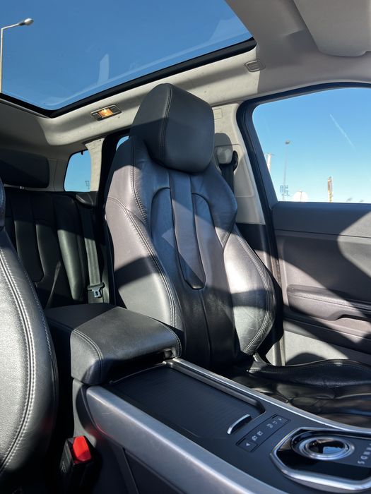 Range Rover Evoque 2.2 TD4 (Full extras)