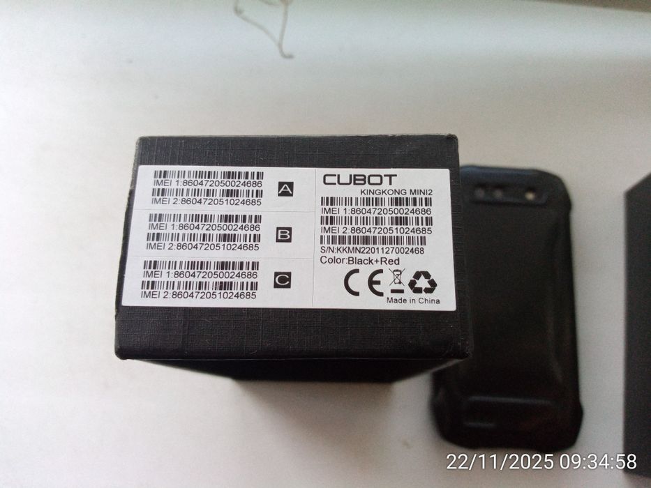 Продам захищений міні смартфон Cubot KingKong mini 2
