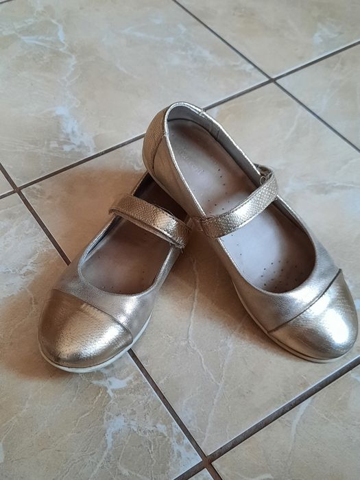 Baleriny skórzane rozm. 36 Kornecki