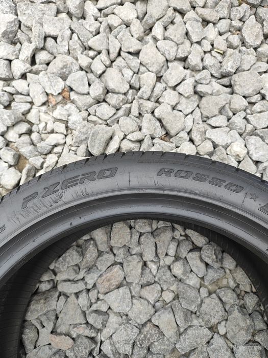 Пара літніх шин Pirelli 235/45 R19 235*45 19 Pzero rosso 001964