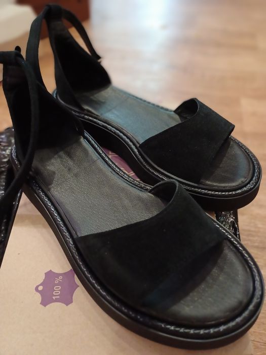 Замшеві босоніжки 38р