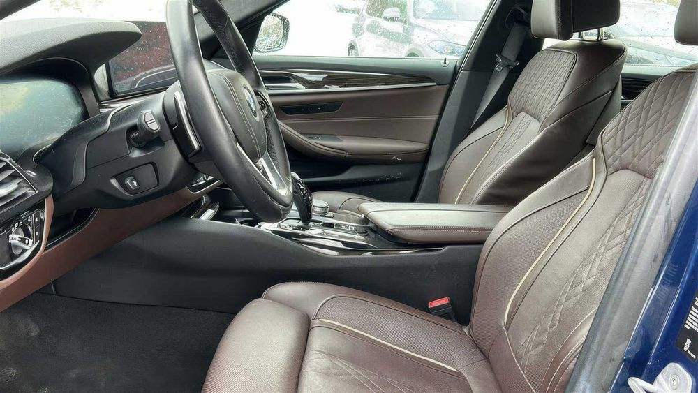 BMW 530e G30      2021