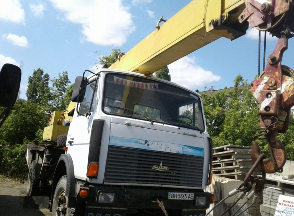 Автокран   М А З