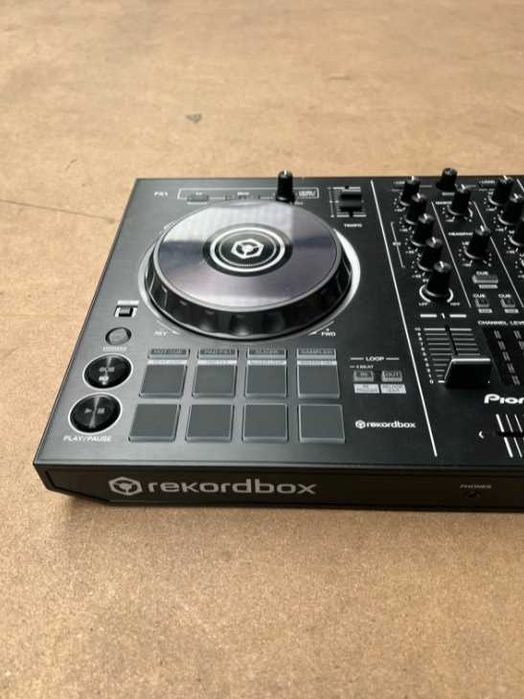 Pioneer DJ DDJ-RB DJ-controller