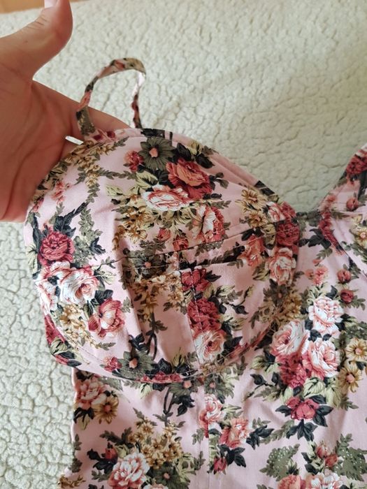 Платье с цветами