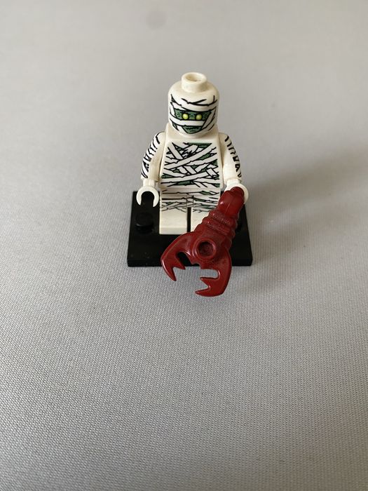 LEGO Minifigures Series 3 - Mummy (8803-08)