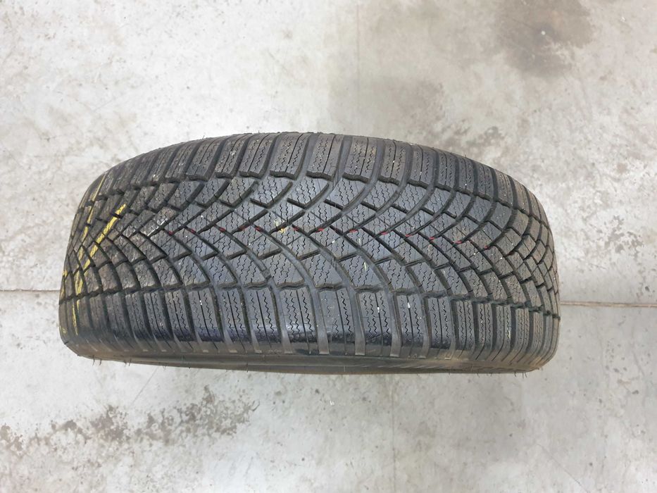 1szt. 215/55/17 98V Bridgestone Blizzak LM005 8mm 2024r [ 10561 ]
