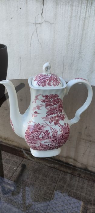 Jarra de louça inglesa (Hunter by Myott)