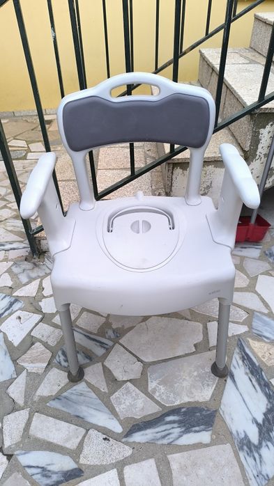 Cadeira Sanitária/Higiénica