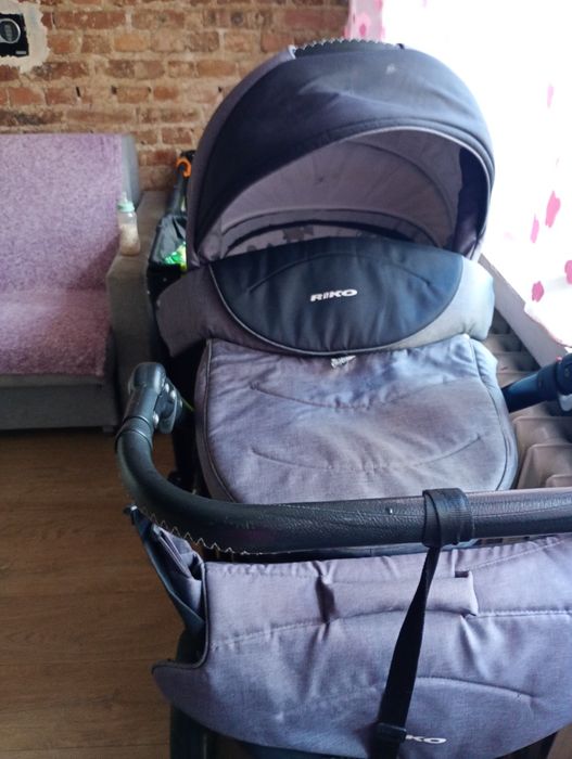 Wuzek głęboko spacerowy nasatke mogę sprzedać  za  80zl