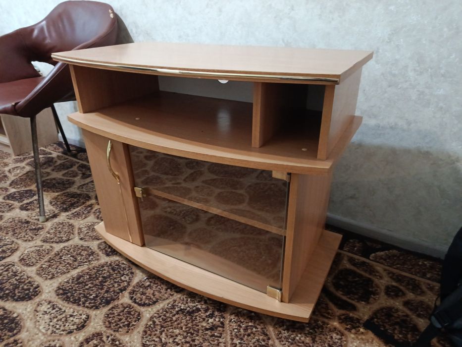 Тумба под телевизор
