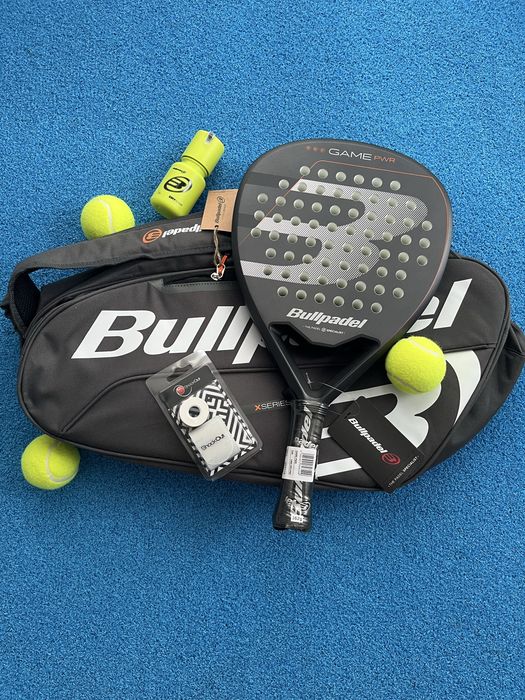 Ракетка для паделу Bullpadel Game PWR Pack (racket + bag + grips)