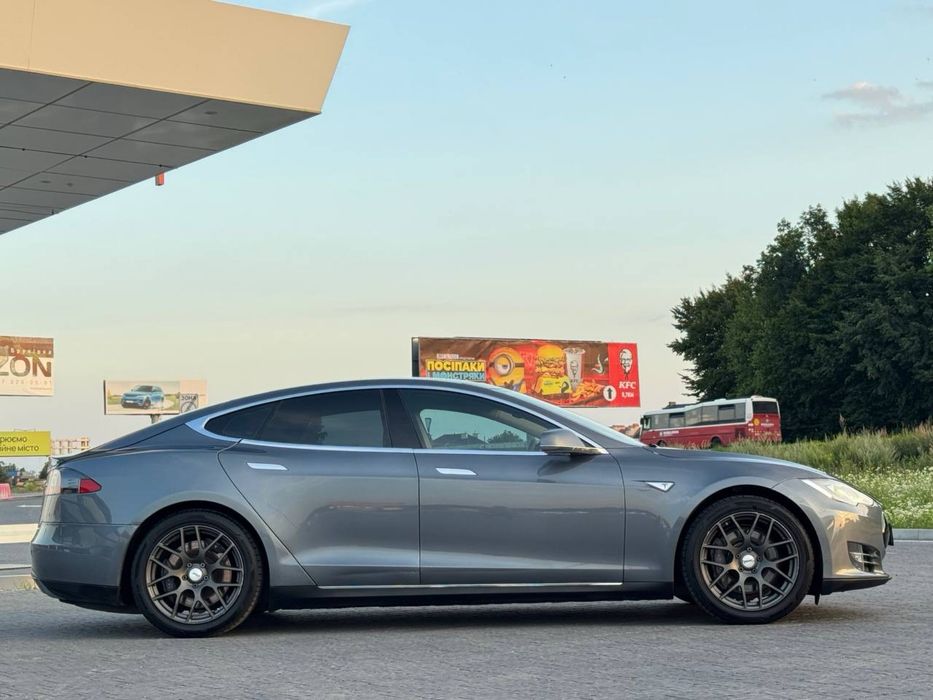 Tesla Model S 85 kWh