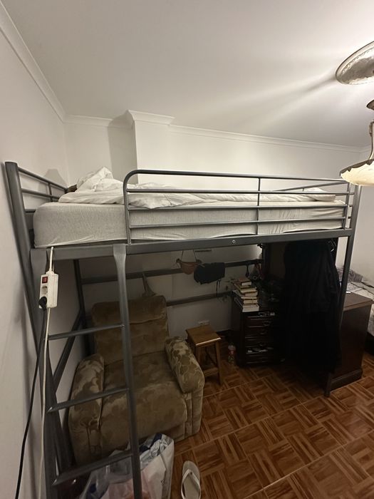 Beliche/Cama alta - Ikea - sem colchão