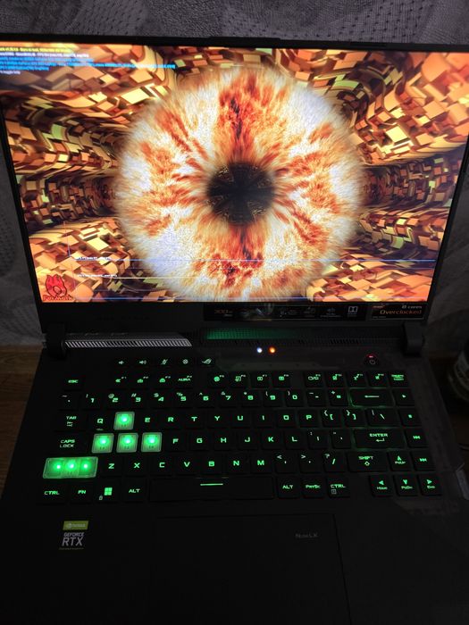 Asus ROG strix scar g533q rtx3080 8гб