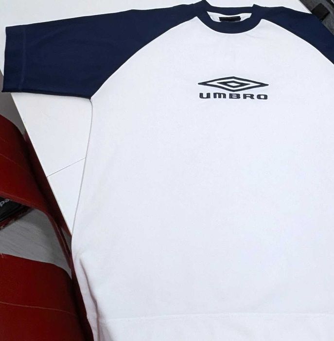 Koszulka Umbro L biało granatowa Stan doskonały