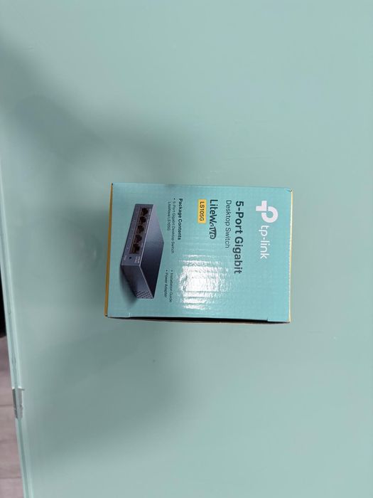 Switch de secretária de 5 portas 10/100/1000Mbps [127]