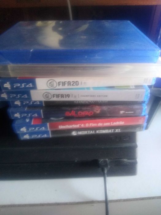 Vendo playstation 4 pro