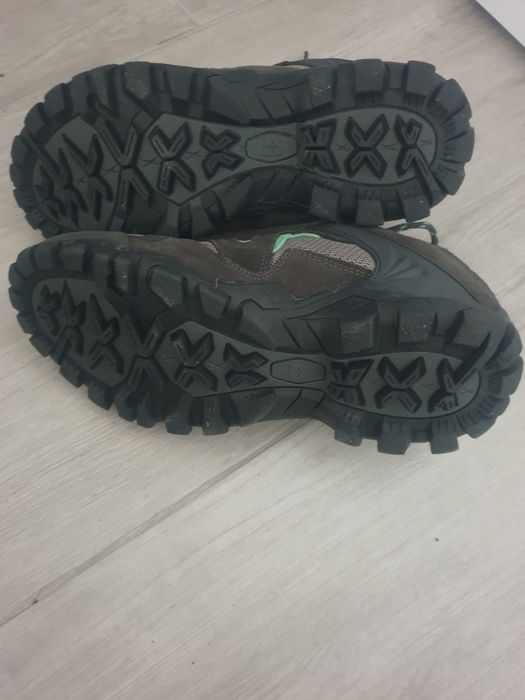 Buty firmy Mountain