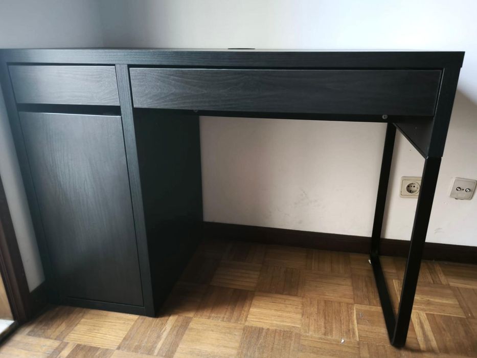 Secretária MICKE - IKEA