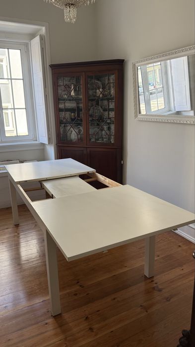 Mesa IKEA e/ou 6 Cadeiras Madeira