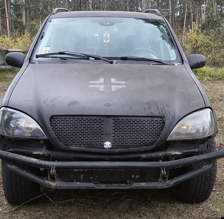 Мерседес-Бенц ML 270