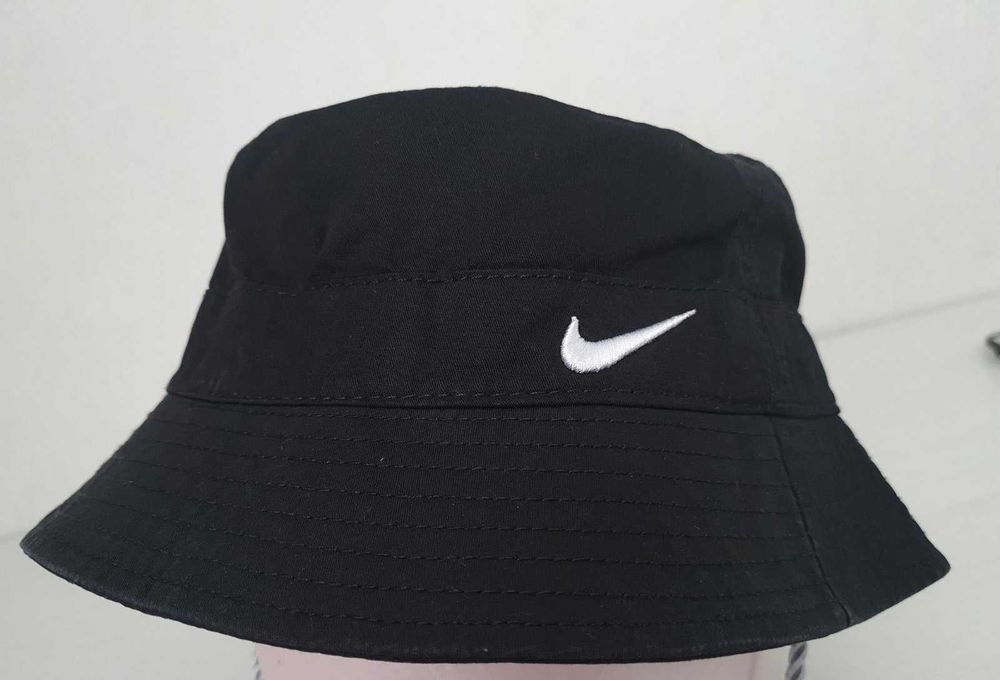 Капелюх Nike Apex