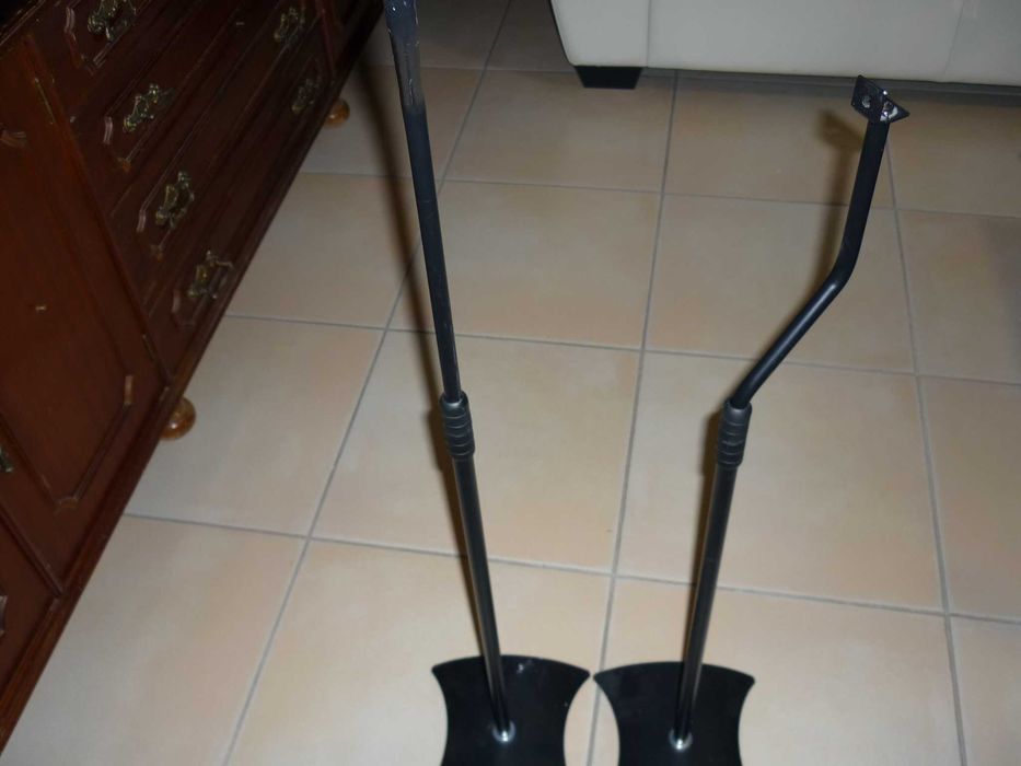 Suportes alto falantes