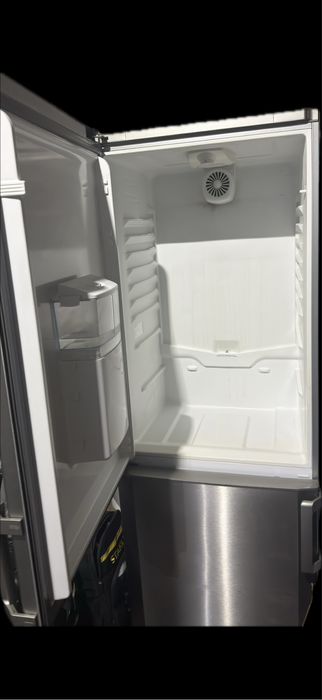 Frigorífico combinado beko 426 lt