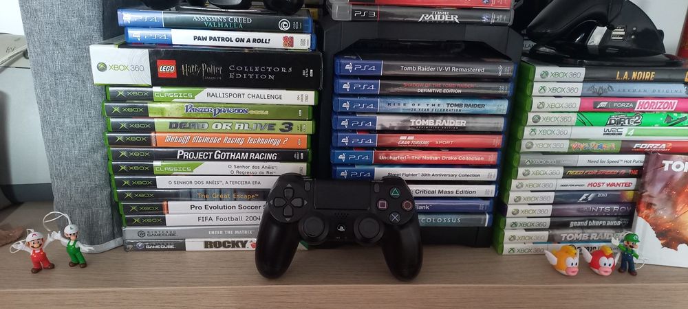 Vendo comando original PS4 em excelente estado