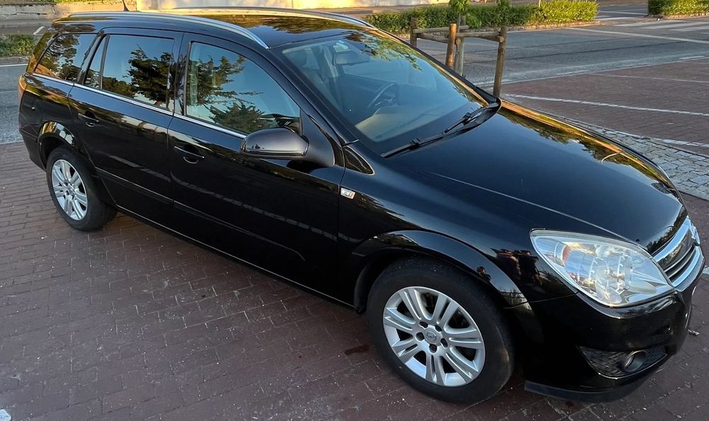 Opel Astra 1.7 CDTI Cosmo foto 3