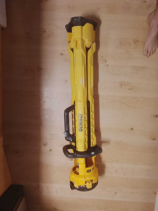 Lampa robocza DeWalt dcl079 LED na trójnogu (statyw teleskopowy)