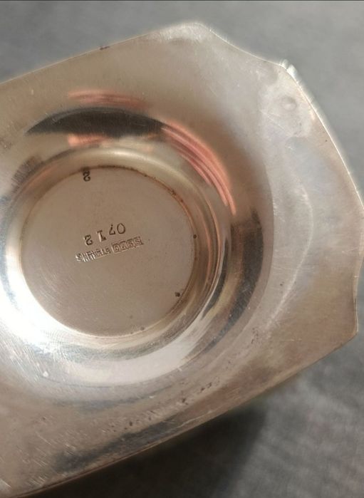 Cukiernica z Herbem 1920 rok  SREBRO Art Deco