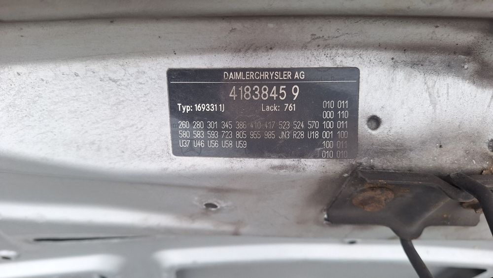 Mercedes a klasa w169 maska 761