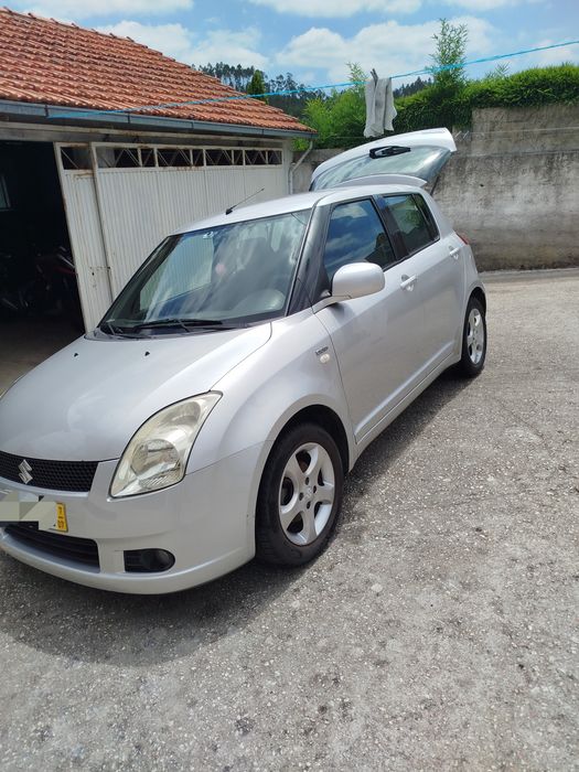 Vende-se Suzuki Swift 1.3 DDIS 2007 gasóleo(sem filtro de partículas)