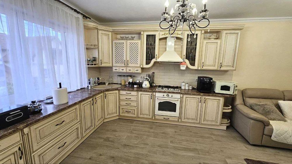 Дом по адресу Петефі Шандора пл. (площадь 294,4 м²) - Atlanta.ua - фото 3